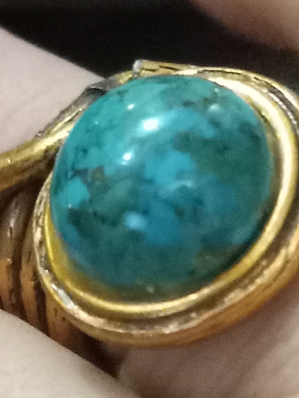 Oscar de la Renta Gold Ring with Turquoise Blue Stone Sz 6
